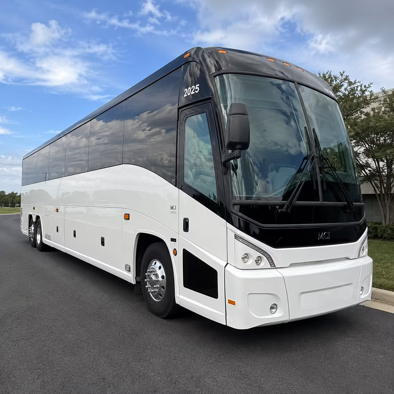how distance and duration affect charter bus rates in lodi